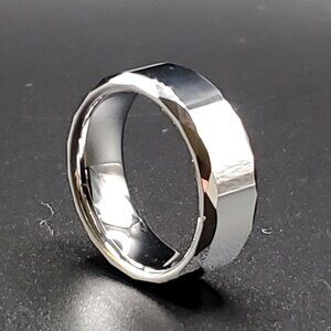 Tungsten carbide rings